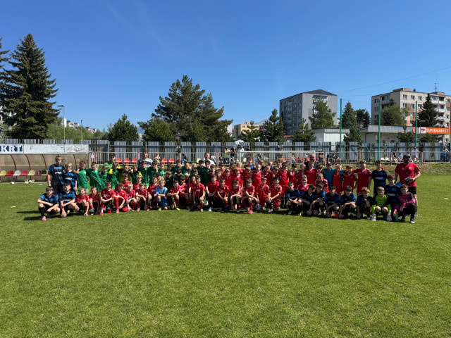 U12 PREŽILA VÍKEND PLNÝ ZÁŽITKOV, ŠPORTU A TÍMOVÉHO DUCHA
